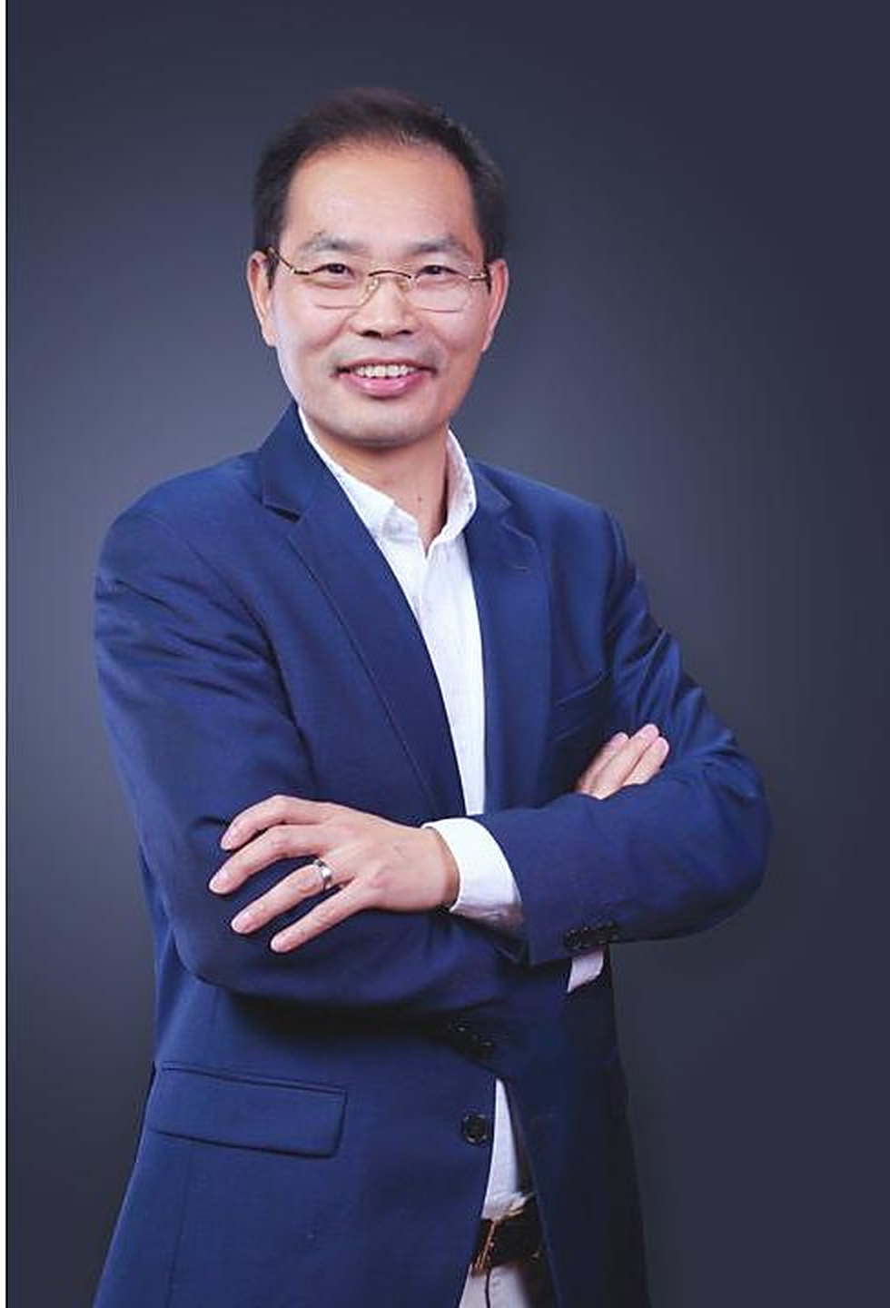 Senfu Zhang, Founder and CEO of AOG Naturals